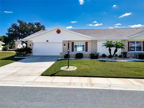 1815 Butterfly Pl, Sun City Center, FL 33573