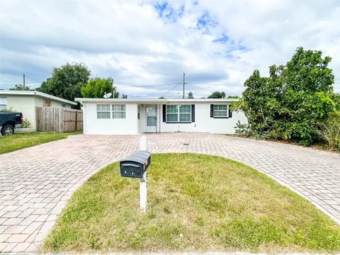 10491 117th Dr, Largo, FL 33773