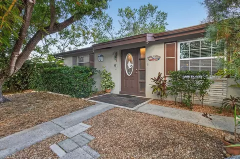 1652 Debonair Dr, Holiday, FL 34690