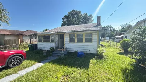 2303 N 47th St, Tampa, FL 33605
