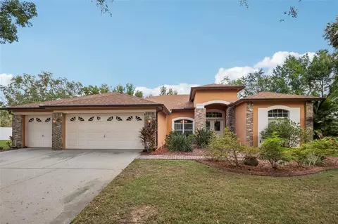 3701 Barnhouse Pl, Valrico, FL 33596