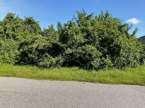 236 Berthoud St, Port Charlotte, FL 33953