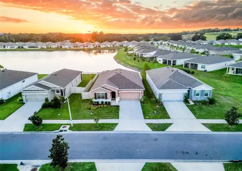 8349 Wheat Stone Dr, Zephyrhills, FL 33540