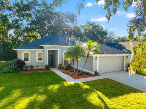 2949 Minuteman Ln, Brandon, FL 33511