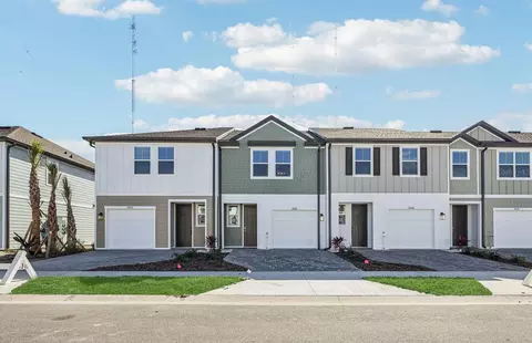7646 Deer Valley Cir, Tampa, FL 33635