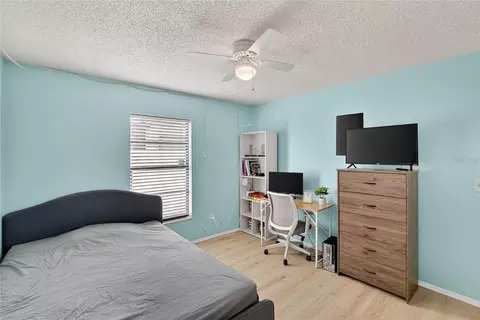 Bedroom - 11005 Kenbrook Dr, Riverview, FL 33578 photo 3 of 7