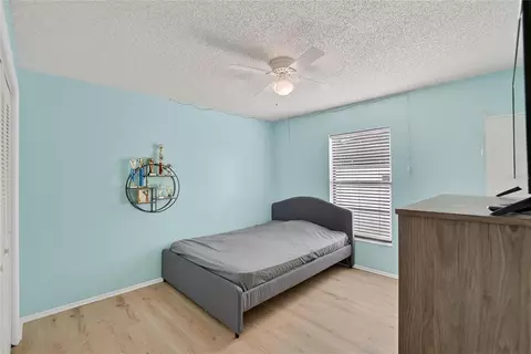Bedroom - 11005 Kenbrook Dr, Riverview, FL 33578 photo 2 of 7