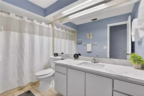 Bath - 11005 Kenbrook Dr, Riverview, FL 33578 photo 1 of 3