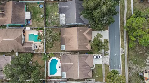 View/Area - 11005 Kenbrook Dr, Riverview, FL 33578 photo 4 of 22