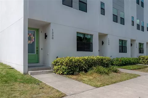 1330 W Gray St #1, Tampa, FL 33606