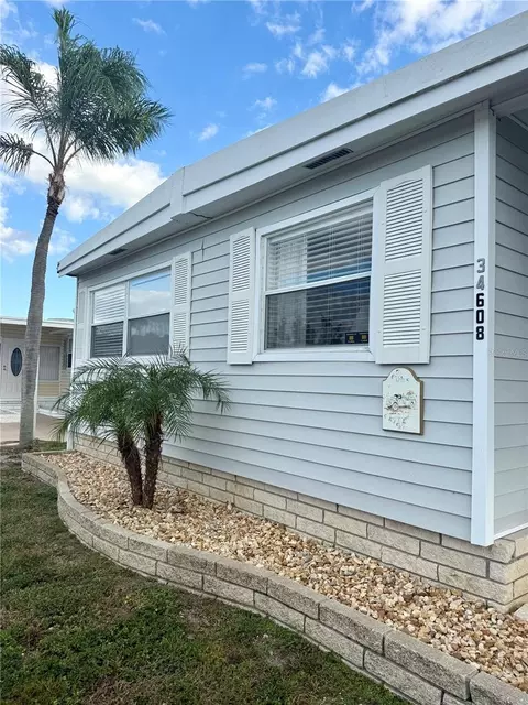 34608 Pine Dr N, Pinellas Park, FL 33781