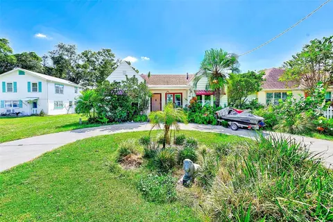 519 11th Ave NW, Largo, FL 33770