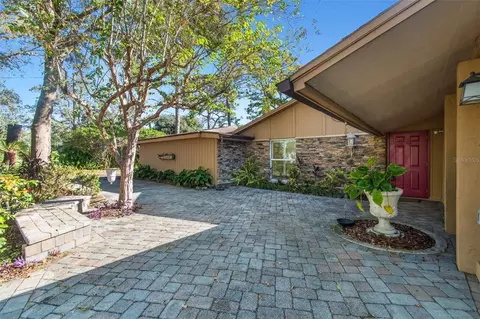 12905 N 52nd St, Temple Terrace, FL 33617