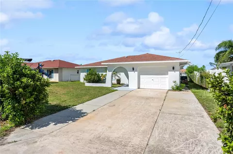 3381 Minnow Creek Dr, Hernando Beach, FL 34607