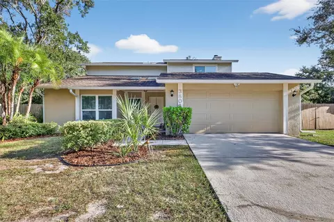 3803 Cloverhill Ct, Brandon, FL 33511