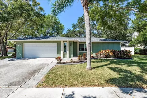 1357 Wexford Dr N, Palm Harbor, FL 34683