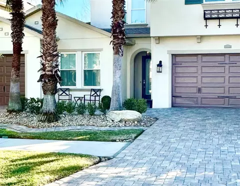 2620 Milford Berry Ln, Tampa, FL 33618