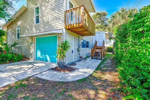 104 S Mayo St, Crystal Beach, FL 34681