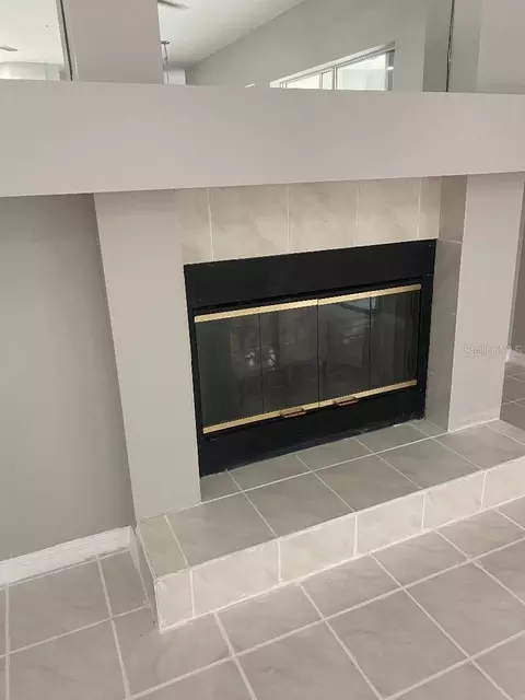 Living - 2243 Eagle Bluff Dr, Valrico, FL 33596 photo 3 of 5