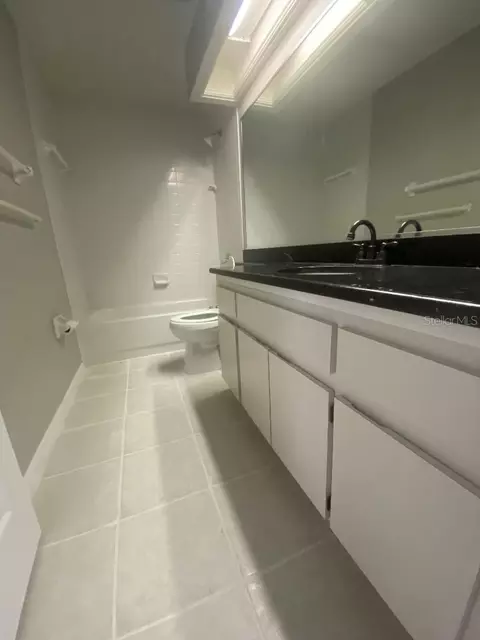 Bath - 2243 Eagle Bluff Dr, Valrico, FL 33596 photo 1 of 2