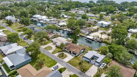 1218 SE 4th Ave, Crystal River, FL 34429