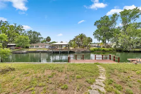 1218 SE 4th Ave, Crystal River, FL 34429