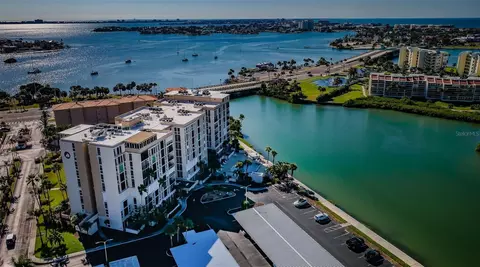 7400 Sun Island Dr S #311, South Pasadena, FL 33707