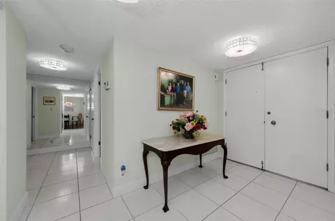 Entry Way - 220 Belleview Blvd #305, Belleair, FL 33756 photo 1 of 1