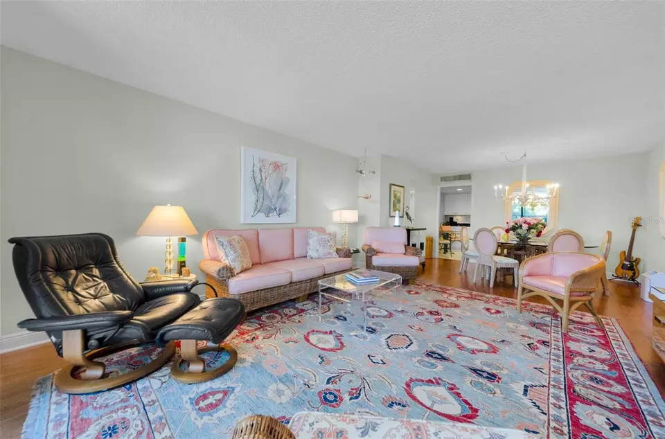 Living - 220 Belleview Blvd #305, Belleair, FL 33756 photo 3 of 3