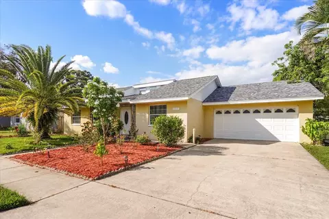 2217 65th Pl N, Saint Petersburg, FL 33702