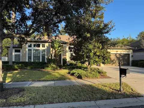 15623 Hampton Village Dr, Tampa, FL 33618