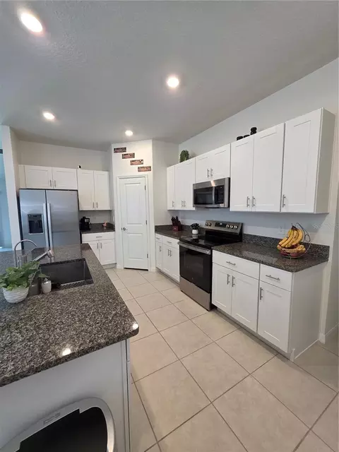 Kitchen - 253 Rain Lily Ave, Spring Hill, FL 34609 photo 3 of 4