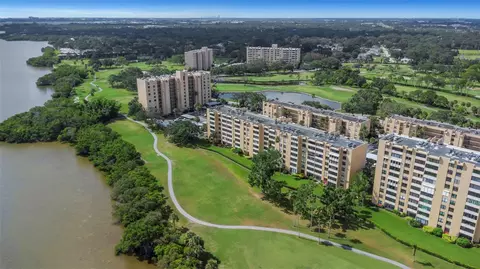 2617 Cove Cay Dr #404, Clearwater, FL 33760