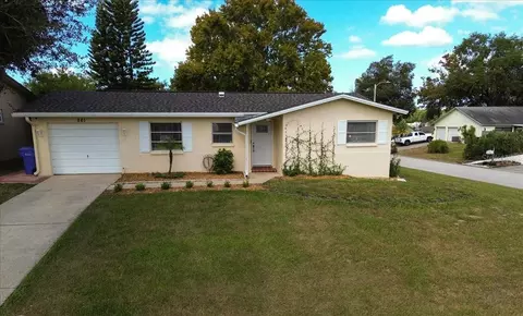 861 Karen St, Palm Harbor, FL 34684
