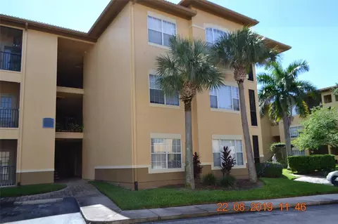 4323 Bayside Village Dr #206, Tampa, FL 33615