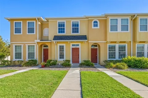 6912 Towering Spruce Dr #6912, Riverview, FL 33578