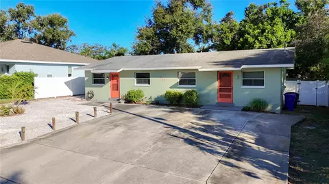 650 Athens St, Dunedin, FL 34698