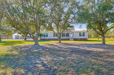 12124 Redrose Ave, Weeki Wachee, FL 34614