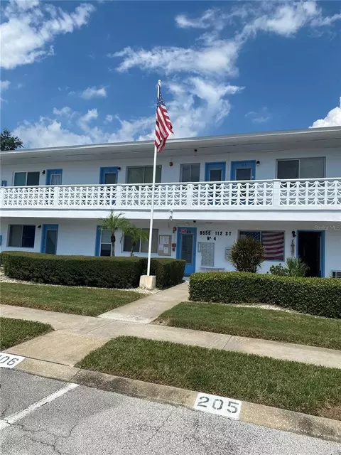 8220 112th St #109, Seminole, FL 33772