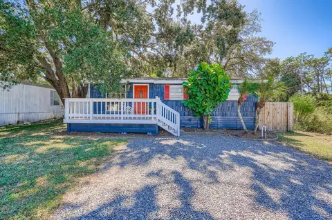 7008 Creek Dr, New Port Richey, FL 34655
