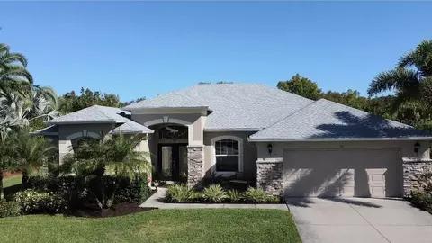 316 Royal Bonnet Dr, Apollo Beach, FL 33572