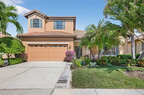 145 Silver Falls Dr, Apollo Beach, FL 33572