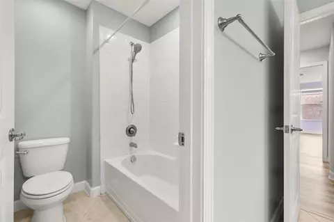 Entry Way - 14256 Blue Dasher Dr, Riverview, FL 33569 photo 11 of 12