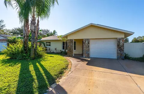 2592 14th Ave SW, Largo, FL 33770