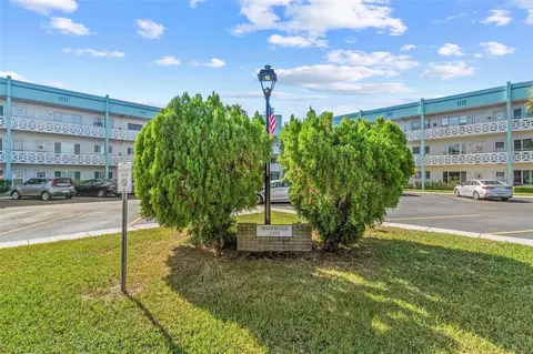 2455 Finlandia Ln #39, Clearwater, FL 33763
