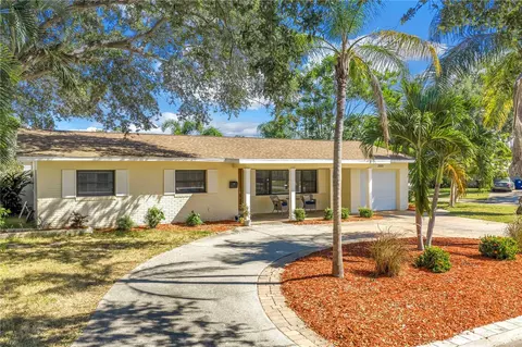 2601 64th Way N, Saint Petersburg, FL 33710