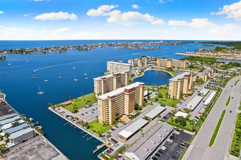 4550 Cove Cir #501, Saint Petersburg, FL 33708