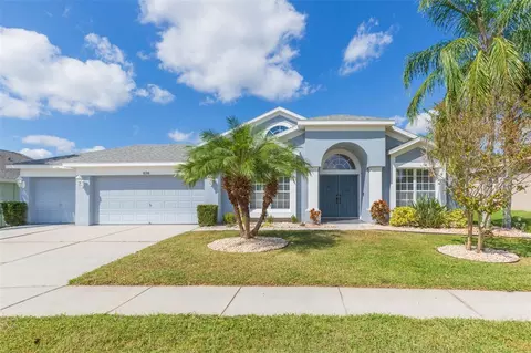 10316 Riverburn Dr, Tampa, FL 33647