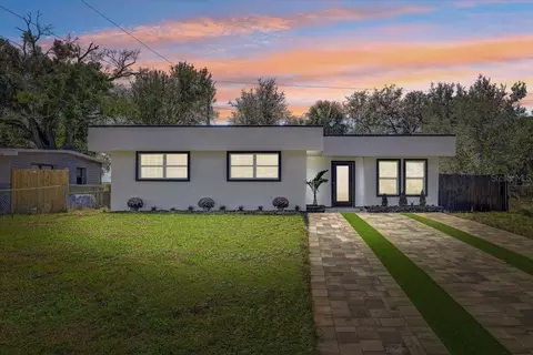 8401 Libby Ln, Tampa, FL 33619