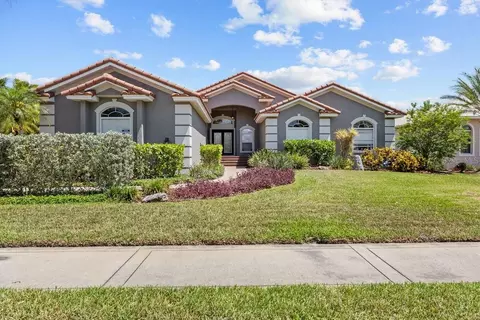 6402 Rubia Cir, Apollo Beach, FL 33572